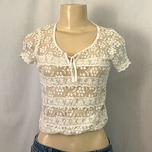 2000s Abercrombie & Fitch Cream Lace Blouse